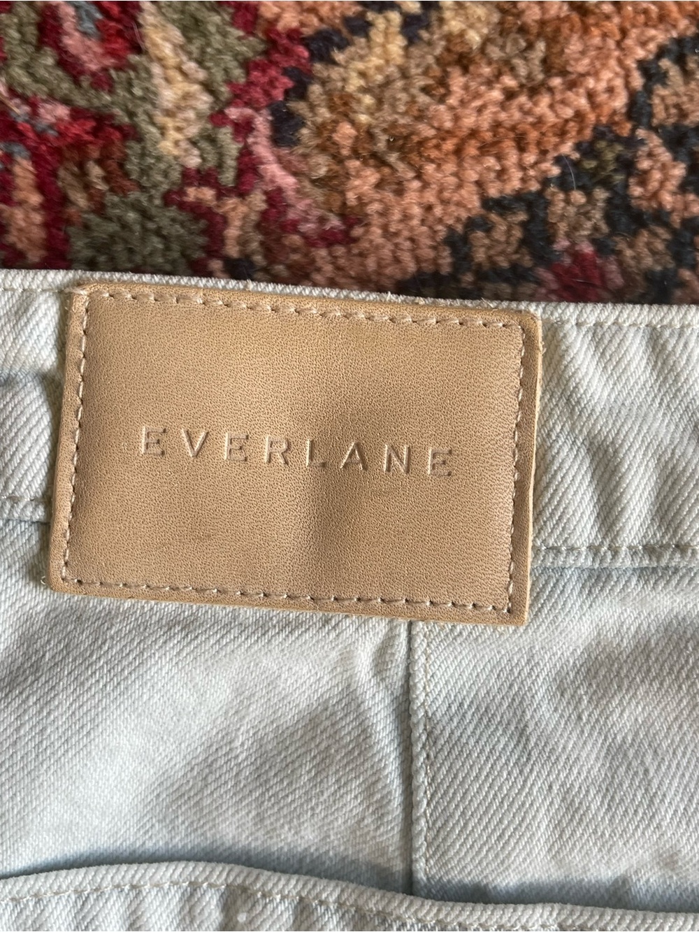 Everlane white utility barrel jeans. Loved with tiny stain(photo)
